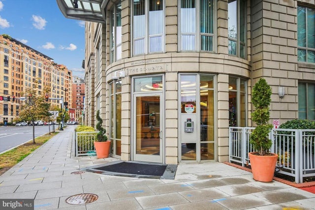 301 Massachusetts Ave Nw #204, Washington