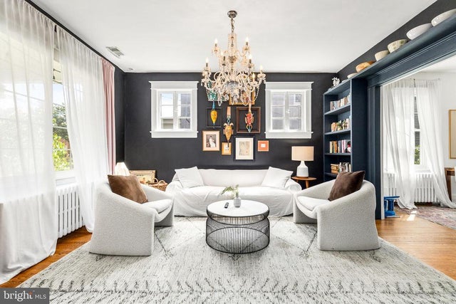 536 Peabody St Nw, Washington