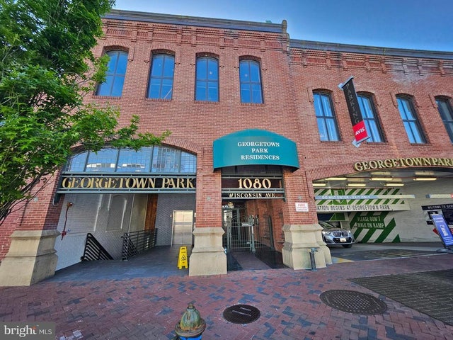1080 Wisconsin Ave Nw #303, Washington