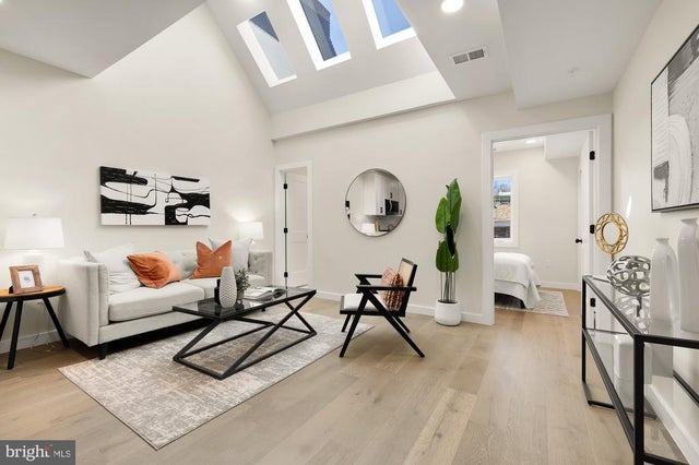 2606 41st St Nw #5, Washington