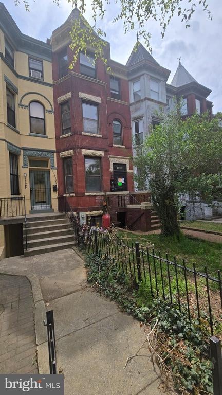 1126 Park Rd Nw, Washington