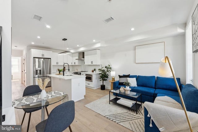 6 Adams St Nw #2, Washington