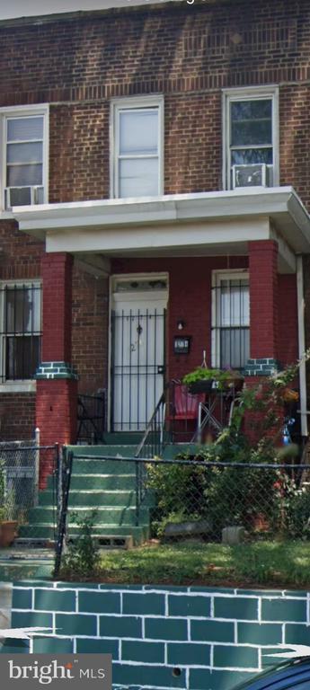 1274 Neal St Ne, Washington