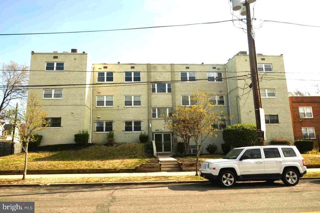 4810 Quarles St Ne #103, Washington