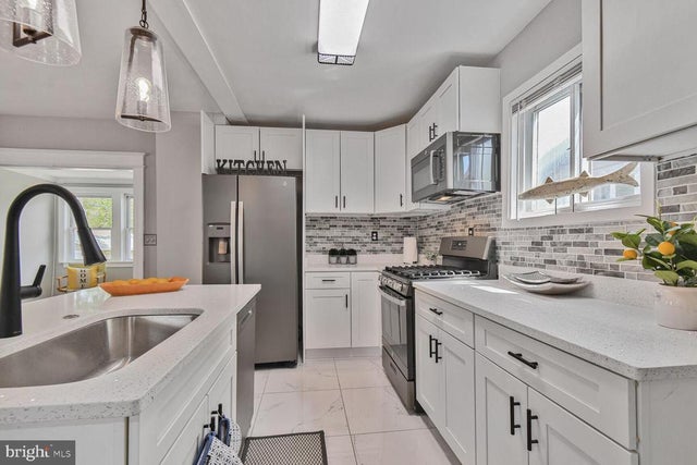 3807 20th St Ne, Washington