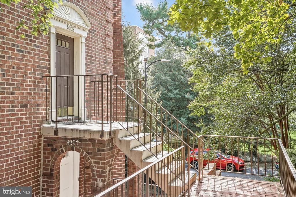 Photo of Listing #DCDC2194782