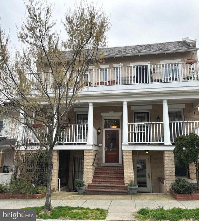 1030 Fairmont St Nw #202, Washington