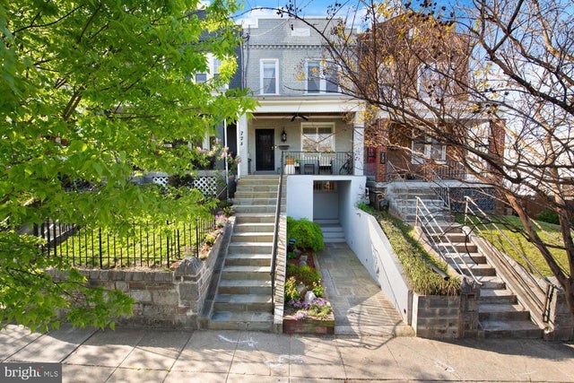 728 Farragut St Nw, Washington