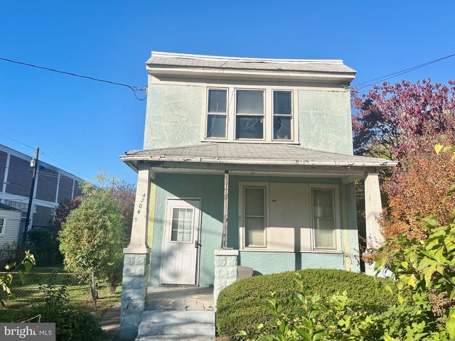 4304 Jay St Ne, Washington