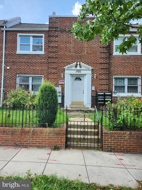 1720 Capitol Ave Ne #3, Washington