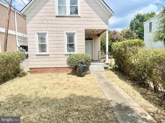 4300 Jay St Ne, Washington