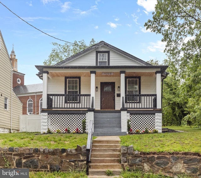 4320 Burns St Se, Washington