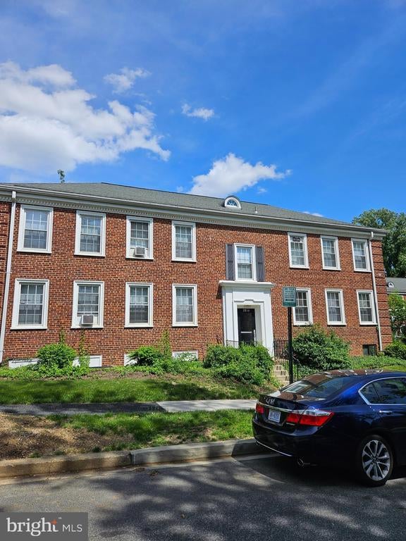 2810 31 St Se #a-691, Washington