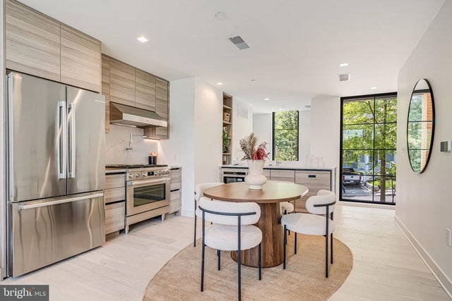 2903 Newark St Nw, Washington