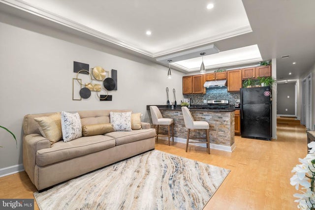 1658 West Virginia Ne #101, Washington