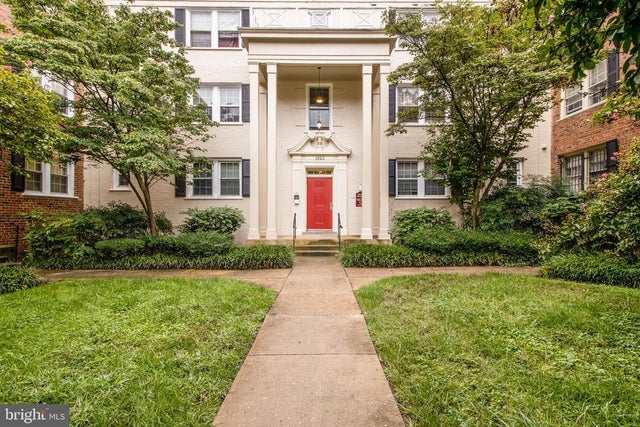 3923 Pennsylvania Ave Se #201, Washington