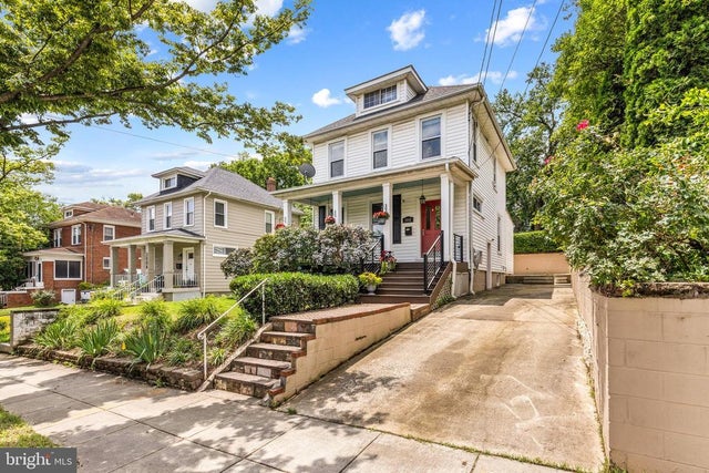 3010 26th St Ne, Washington