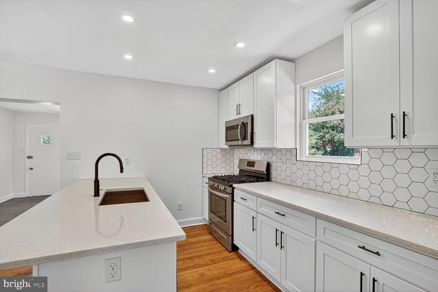 832 Delafield St Ne, Washington