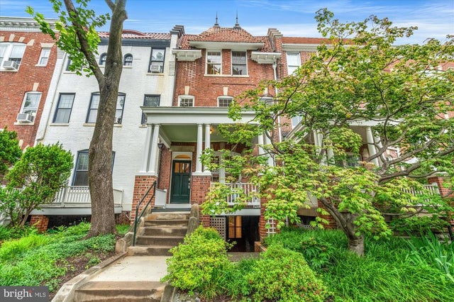 2637 Garfield St Nw, Washington