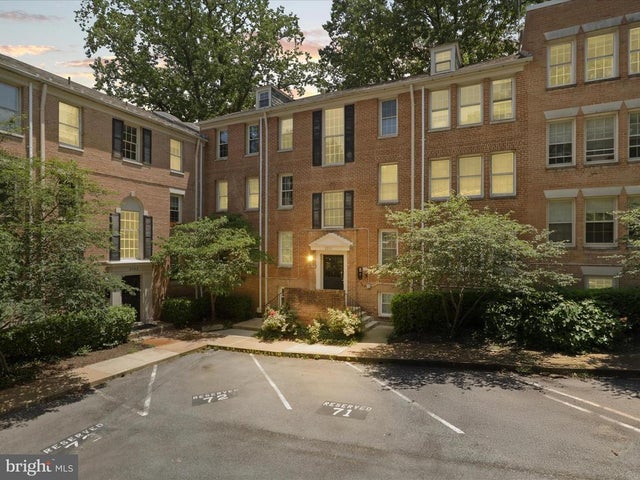 2721 Ordway St Nw #5, Washington