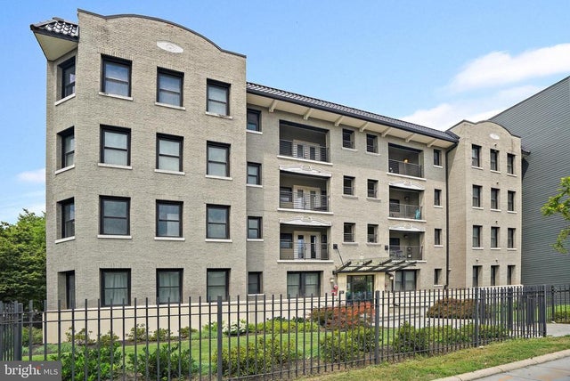 4800 Georgia Nw #405, Washington