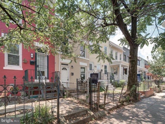 633 Morton Pl Ne, Washington