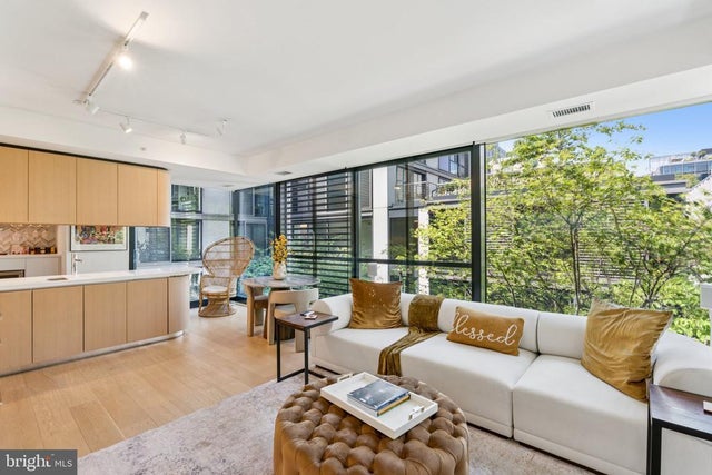 925 H St Nw #516, WASHINGTON