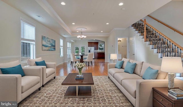 1337 Maple View Pl Se, Washington