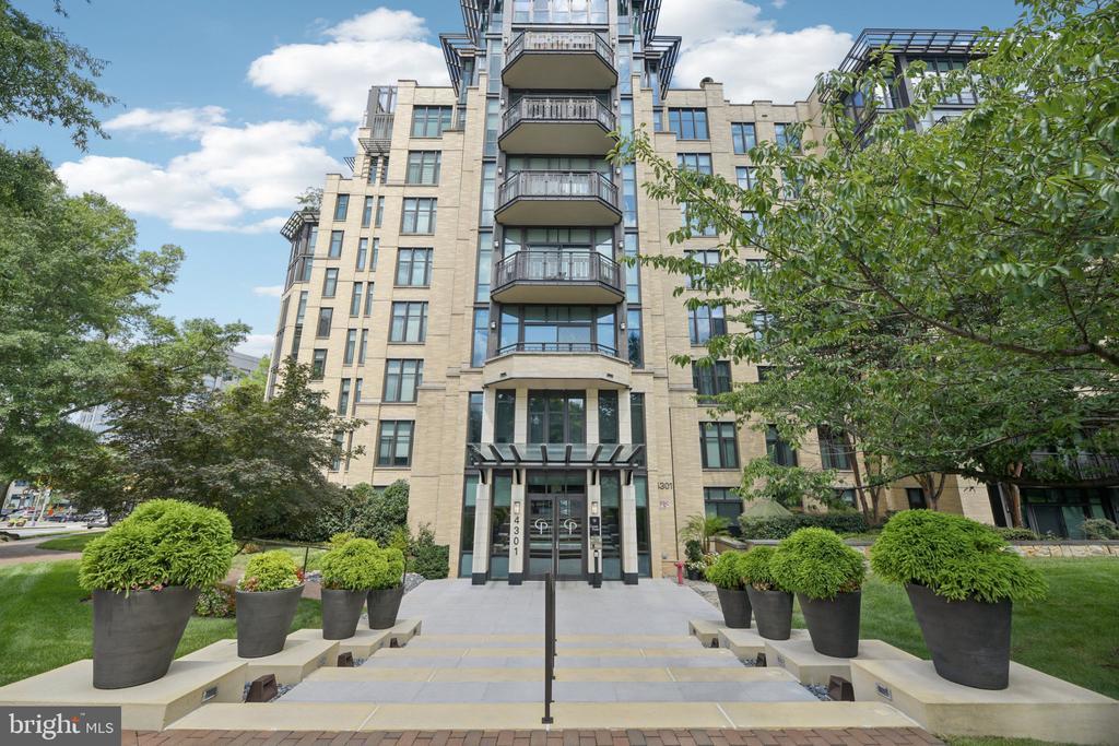 Photo of Listing #DCDC2212290