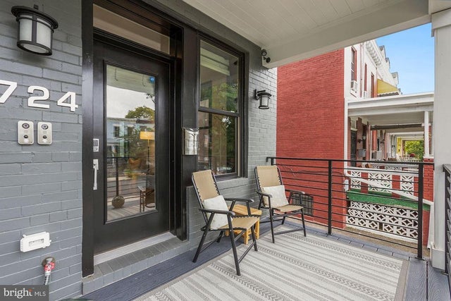 724 Nw Taylor St Nw #1, Washington