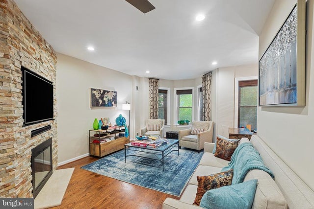 633 Elliott St Ne, WASHINGTON