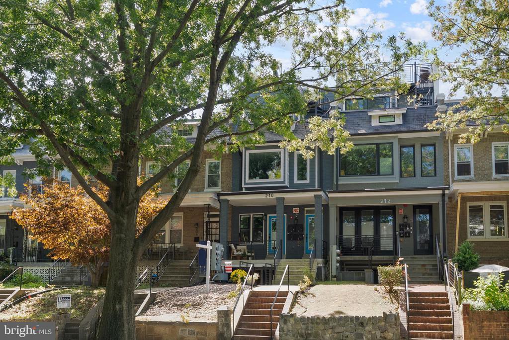 210 Varnum St Nw #1, WASHINGTON