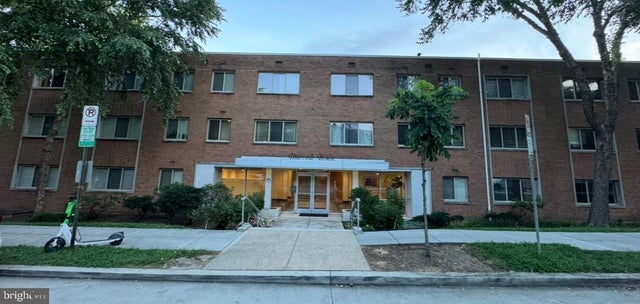 2710 Macomb St Nw #204, Washington