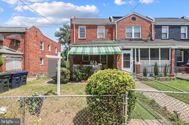 1700 40th St Se, Washington