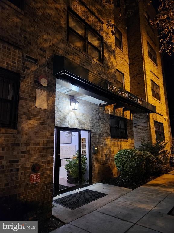 1429 Girard St Nw #304, Washington