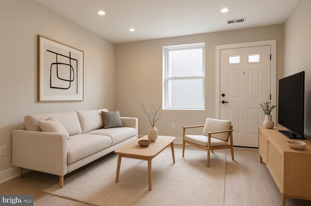 1806 D St Ne #3, Washington