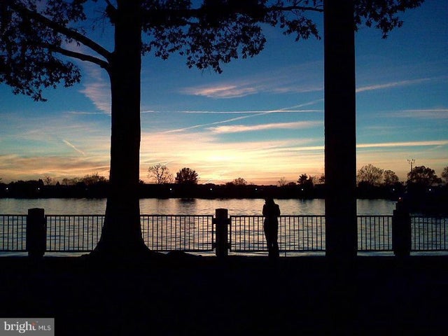 1425 4th St Sw #m3, Washington