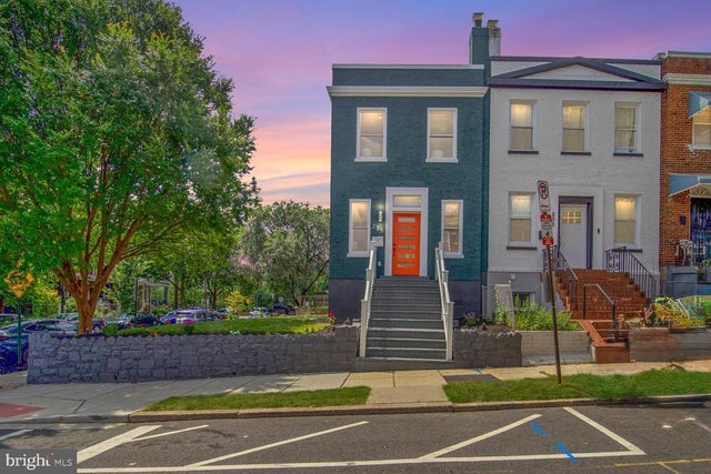 235 Ascot Pl Ne, Washington