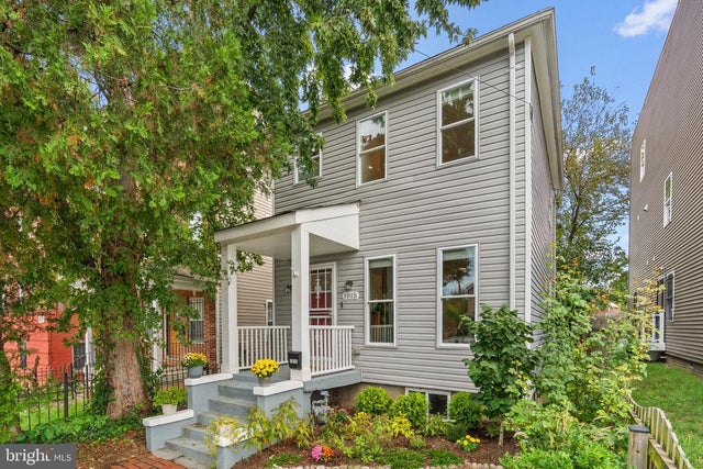 1015 48th St Ne, Washington