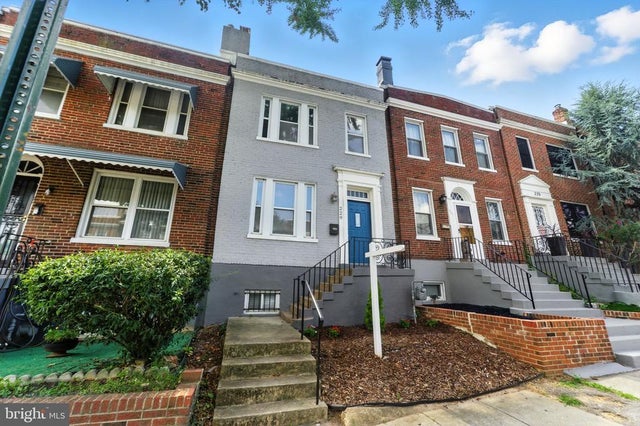 229 Ascot Pl Ne, Washington