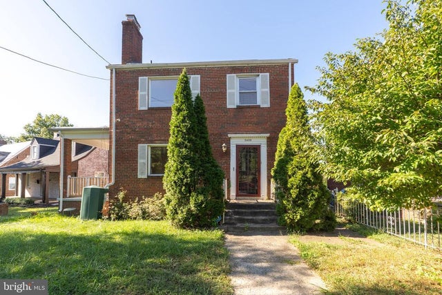 2428 South Dakota Ave Ne, Washington