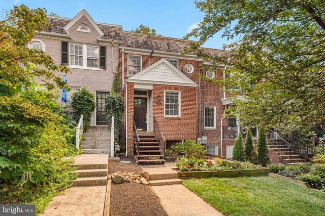 3762 W St Nw, Washington