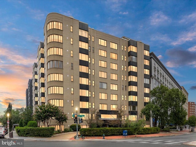 1 Scott Cir Nw #3, Washington