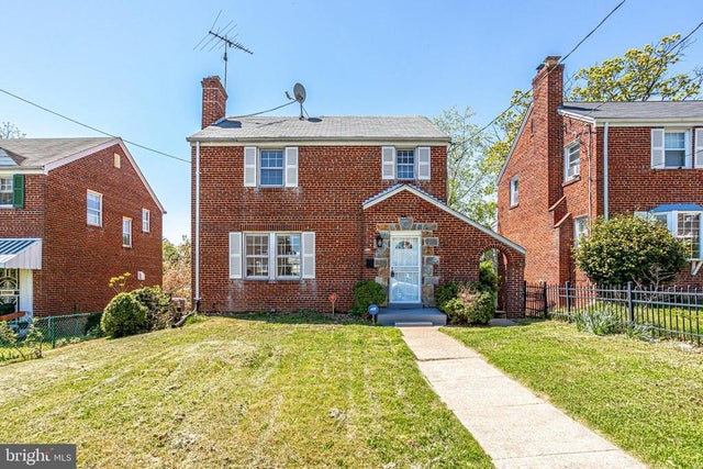 1807 41st Pl Se, Washington