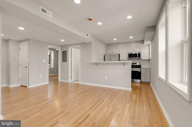 303 Seaton Pl Ne #2, Washington