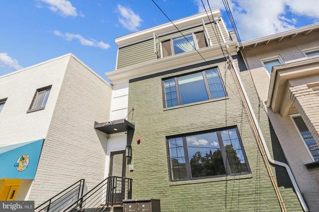 2409 37th St Nw #2, Washington