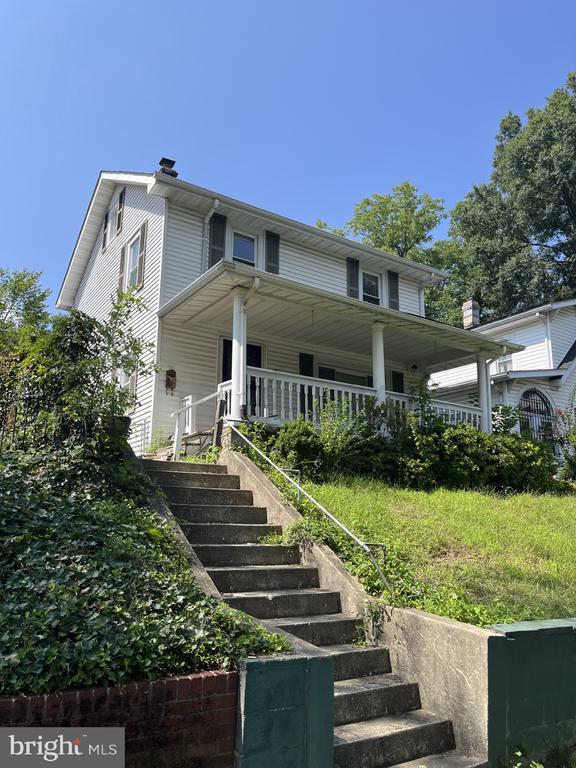 3013 5th St Se, Washington