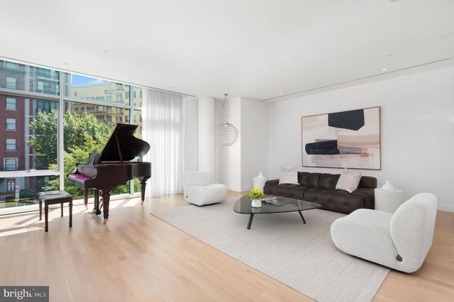 1177 22nd St Nw #2k, Washington