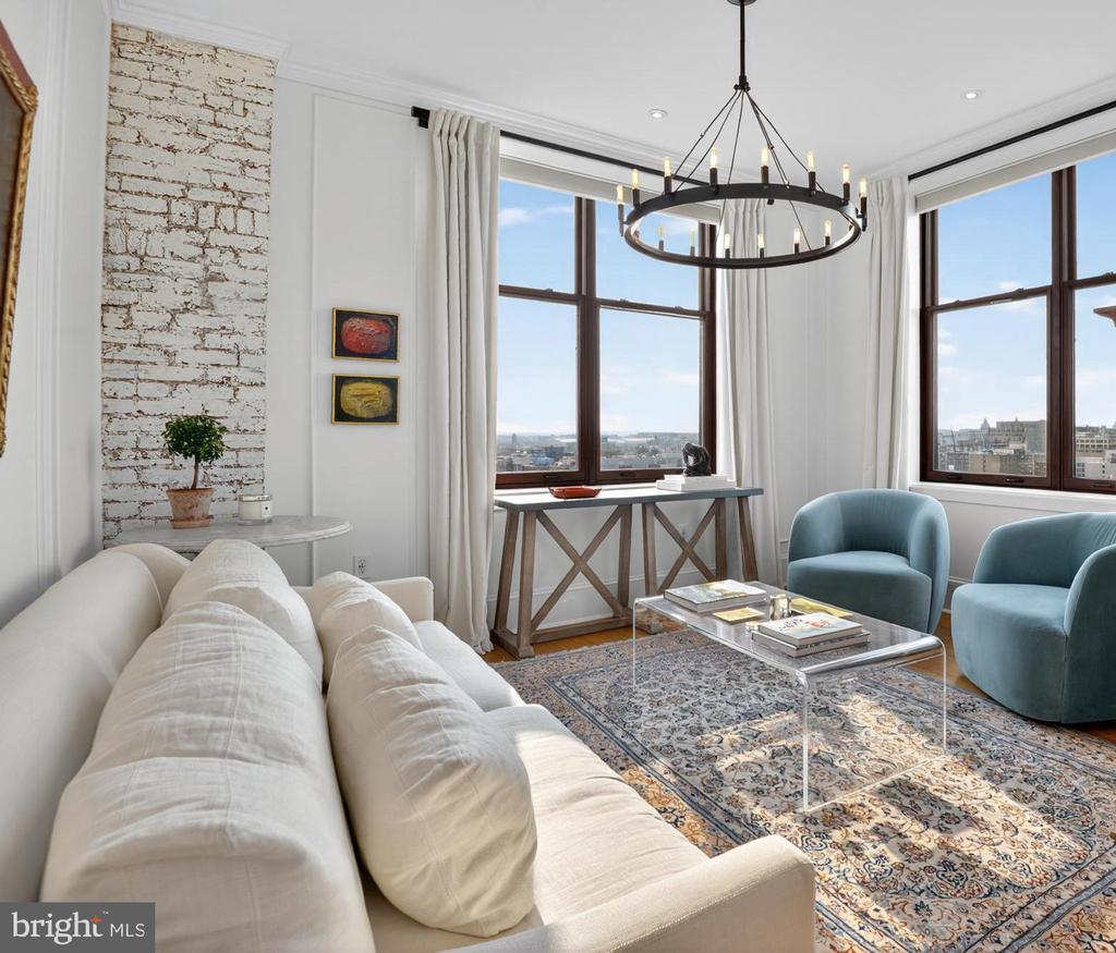 Photo of Listing #DCDC2221360