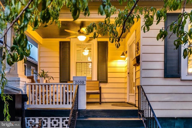 3003 10th St Ne, Washington